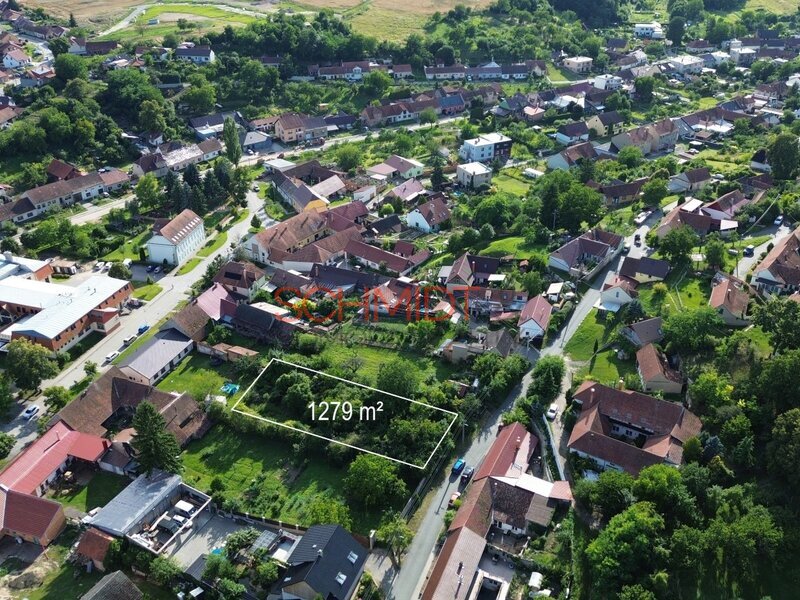 Stavební pozemek 1 279 m² v klidné části Boleradic – ideální pro rodinné bydlení