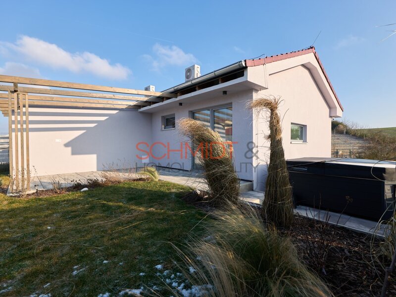 Rodinný dům se dvěma bytovými jednotkami