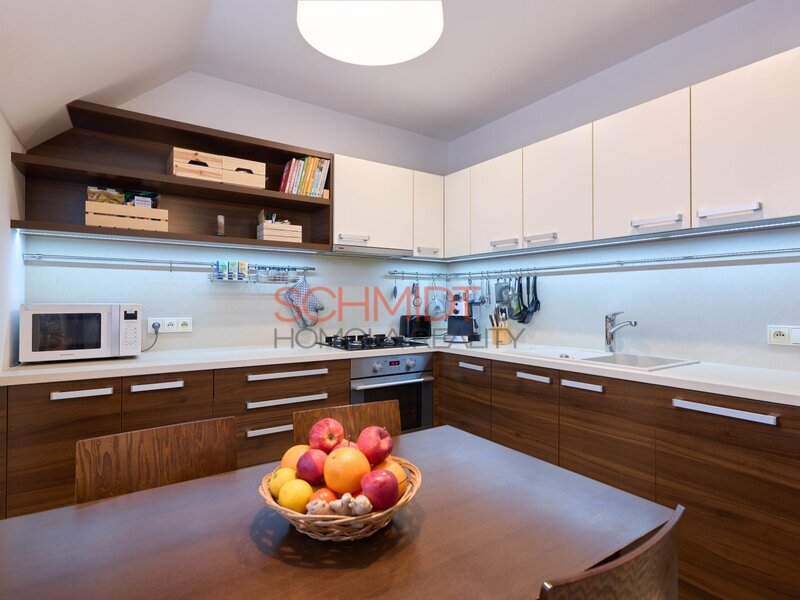 Pěkný byt 3+1 s garážovým stáním v Hustopečích