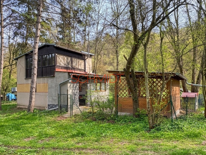 Prodej zděné chatu u řeky Rokytná