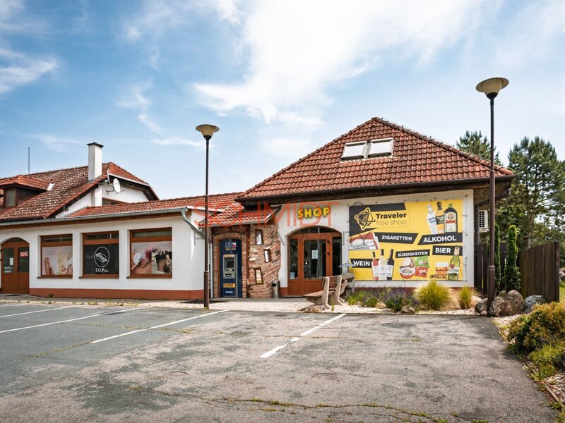 Pronájem obchodního prostoru – Celnice, Břeclav | Všestranné využití: prodejna, služby, bistro