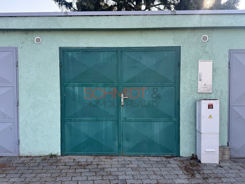 Prodej garáže 21 m², Břeclav, u nemocnice