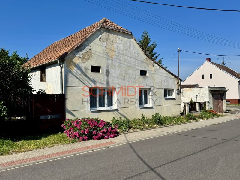 Prodej rodinný dům 3+1 Drnholec